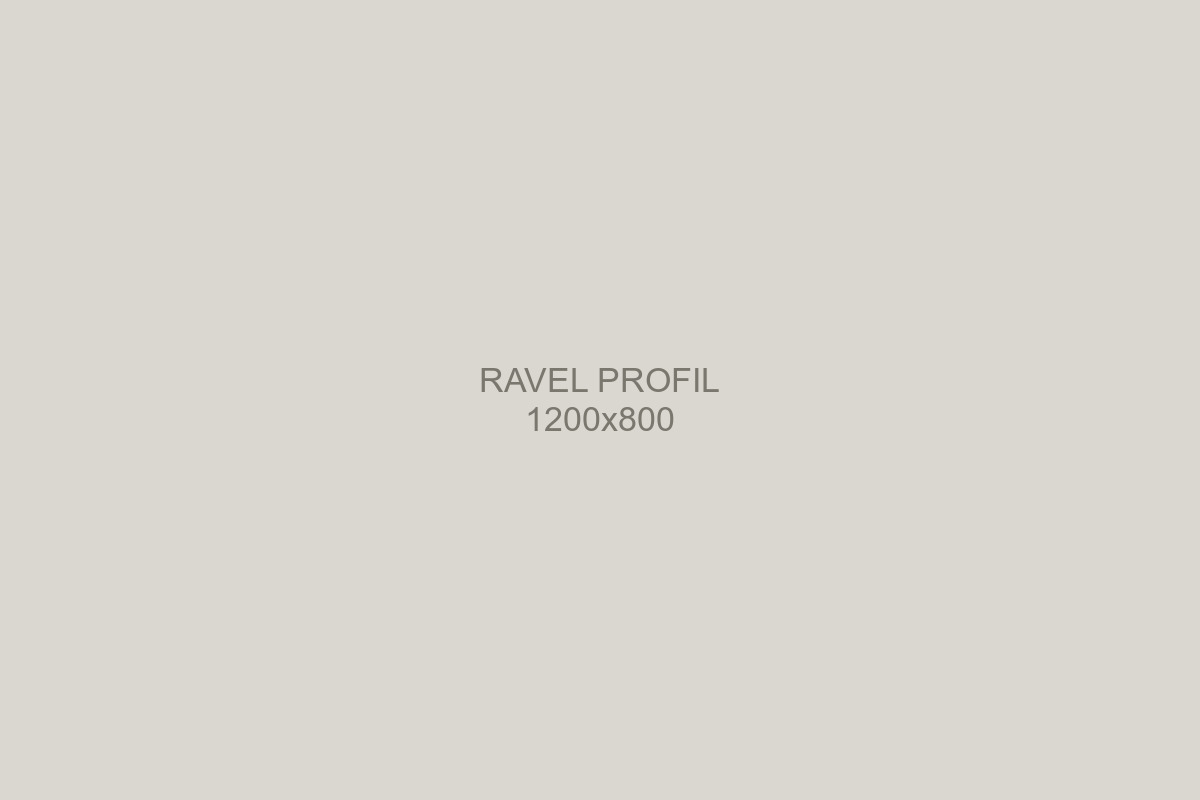 Ravel de profil, en statique